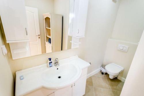 Villa Luna- Luxury Villa On The Beach