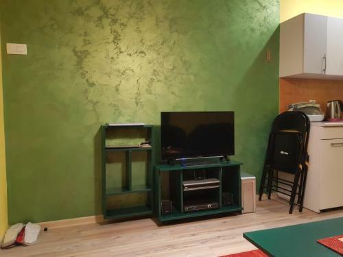 Apartment Center