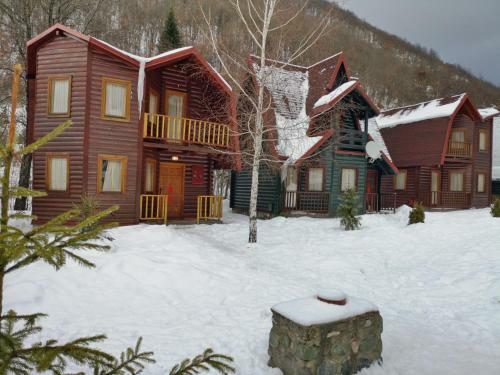 Lodge Paradise Valley Apartments