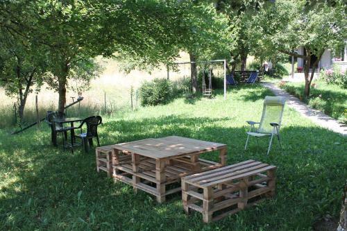 Hostal Guest Accommodation Bakic