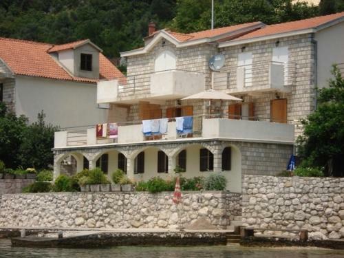 Apartments Dakovic