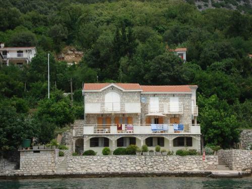 Apartments Dakovic
