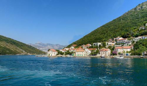 House By The Sea