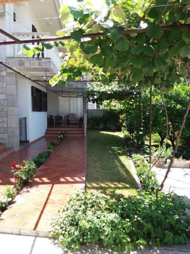 Apartment Deki