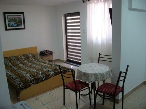 Apartments Petrovic