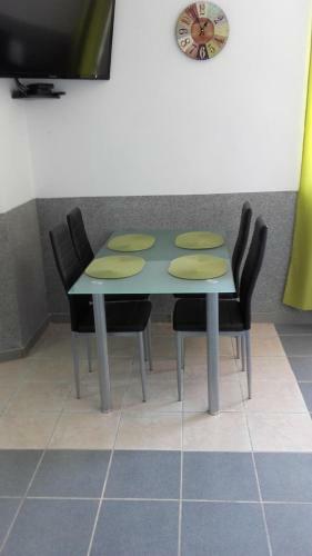 Apartments Petrovic