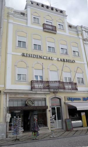 Hotel Larbelo