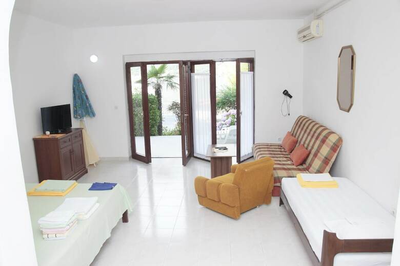 Apartments Cirkovic