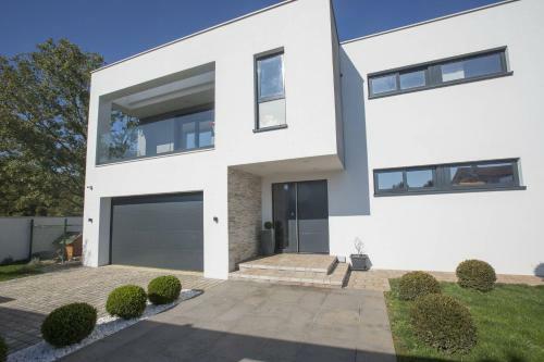 Vm Villa