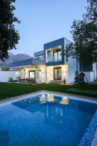 Vm Villa