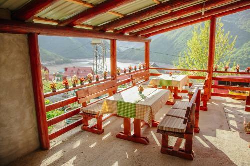 Hostal Guesthouse Madzarevic