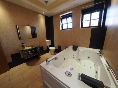 Hostal Guest House Don-lux