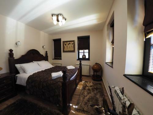 Hostal Guest House Don-lux