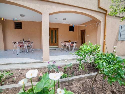 Apartments Androvic