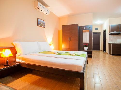 Apartments Elite Azur