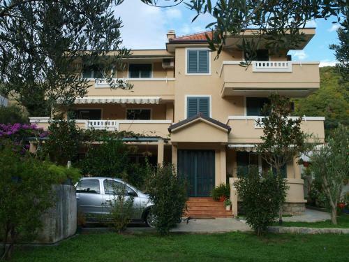 Apartments Lani?ta Dragovi?