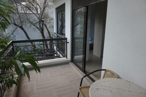Apartments Minja Nerin