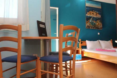 Hostal Pikaso Apartments