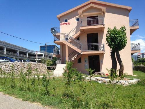 Albergue Rooms In