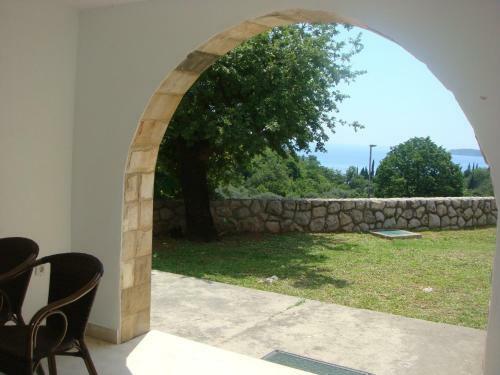 Hostal Guest House Dragovi?