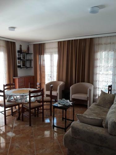 Hostal Apartments Jovanic With 2 Bedrooms