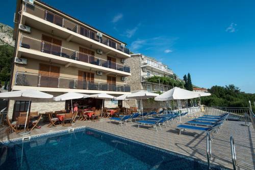 Apartments Dragi?i?