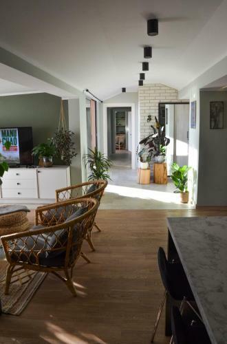 Apartamentos Golden Eagle