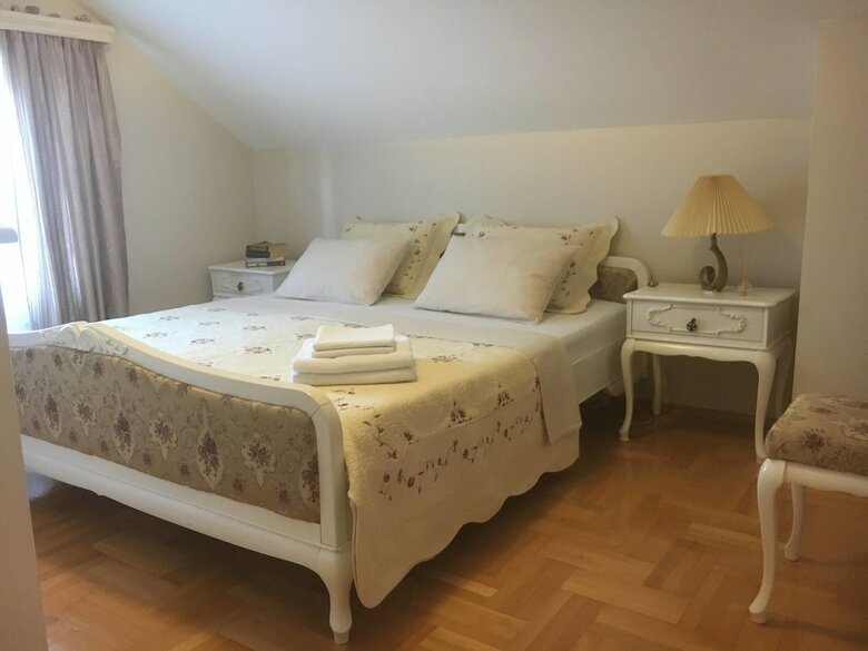 Hostal Kairos Rooms