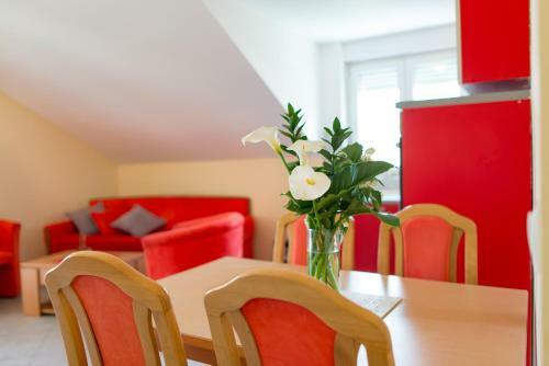 Apartments Teodo
