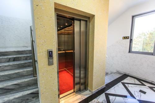 Hotel Hoti II