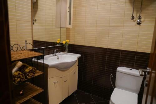 Hostal Guest House Casa Pineta