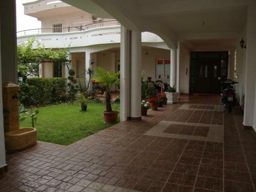 Cani Apartments