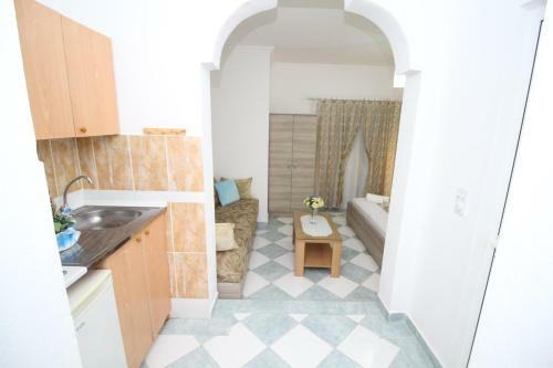 Hostal Apartments Cota Guesthouse