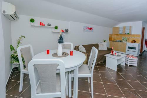 Apartments Vila Tramonto