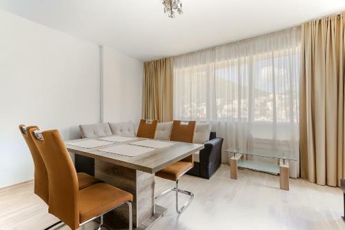 Primus Apartments Impera