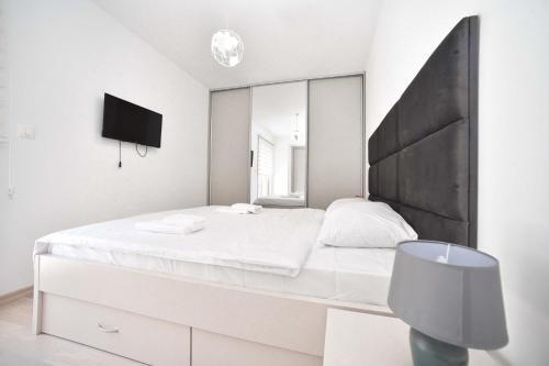 Luxury Fontana Apartments