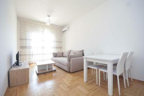 Montesa Rea Apartments