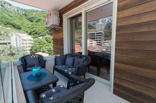 Apartment With Sea View