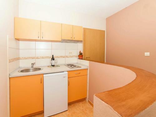 Apartamentos Hana Accommodation