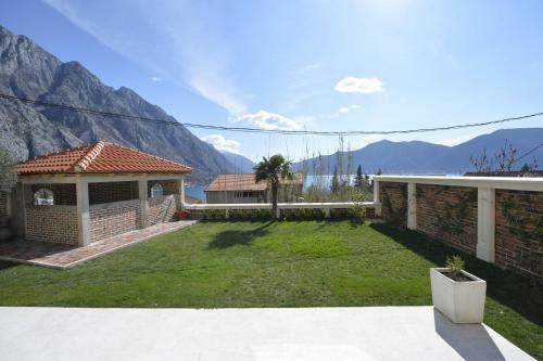 J & P Apartments Orahovac