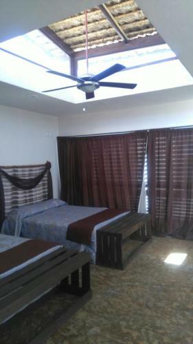 Hotel Mangrove Inn