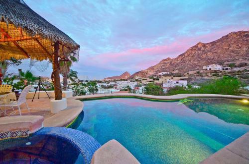Short Walk To Downtown&beach From Villa Serrana