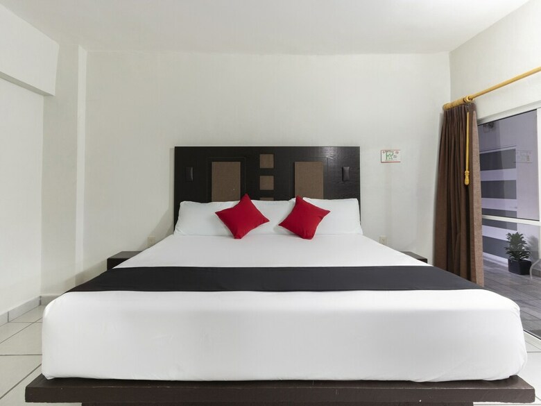 Hotel Firenze Near Centro Medico Jojutla