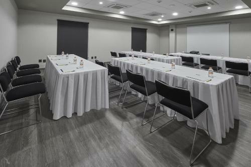 Hotel City Express Gustavo Baz