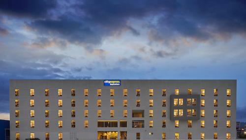 Hotel City Express Gustavo Baz