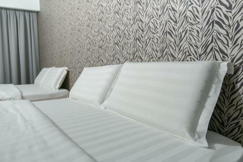 1 Hotel Mahkota Cheras