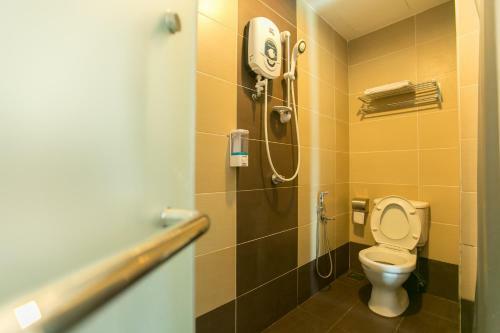 1 Hotel Mahkota Cheras