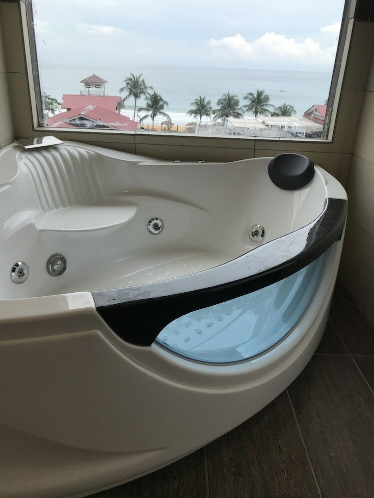 Hotel The Barat Tioman Beach Resort