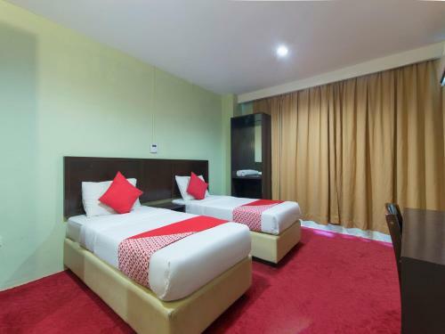 Oyo 1102 Amani Hotel