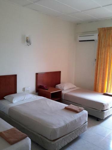 Hotel Tanjung Demong Beach Resort
